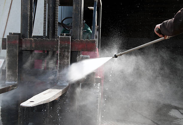 Why Choose Our Certified Pressure Washing Experts for Your Project Needs in Nashville, AR?